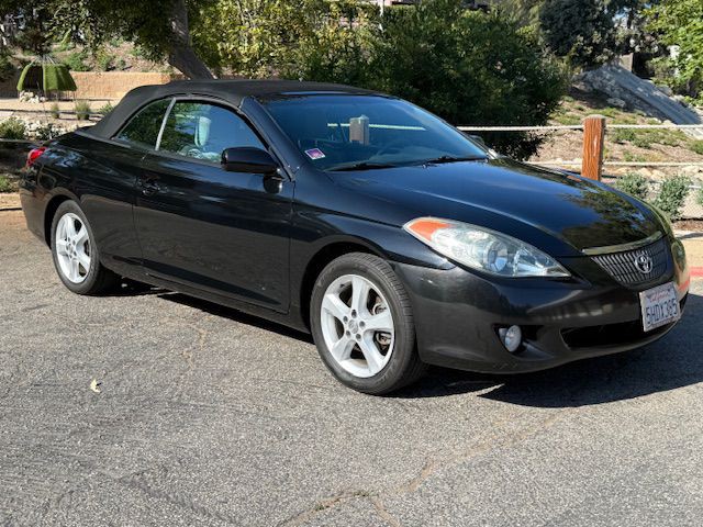 2004 Toyota Camry Image 3