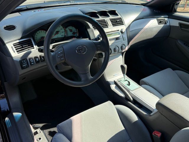 2004 Toyota Camry Image 13
