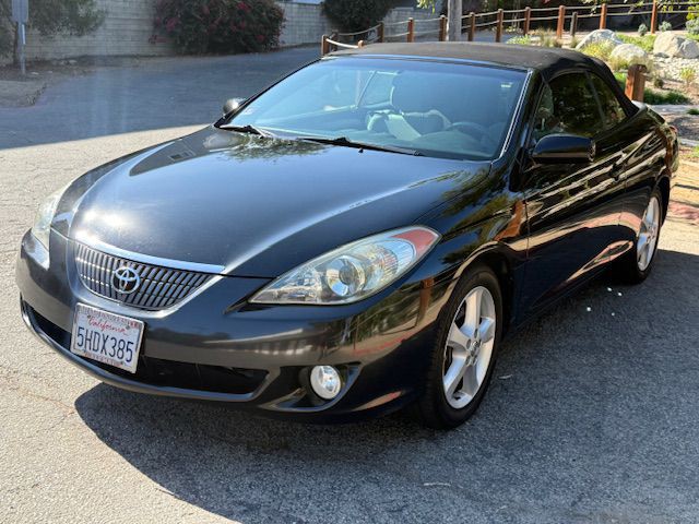 2004 Toyota Camry Image 22