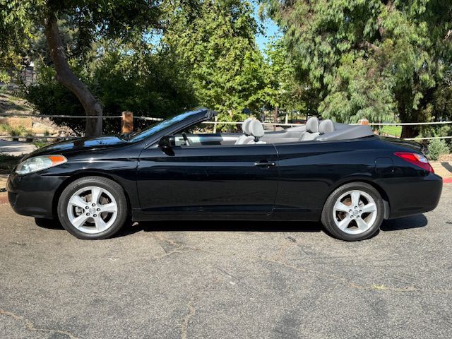 2004 Toyota Camry Image 26