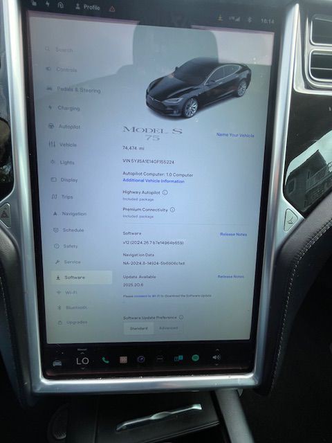 2016 Tesla Model S Image 5