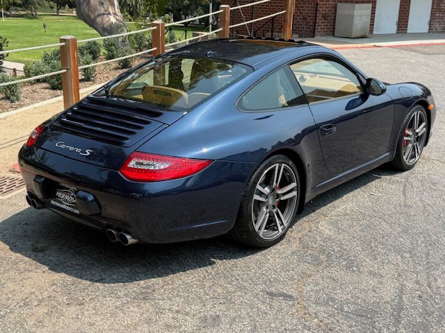 2012 Porsche 911 Image 30