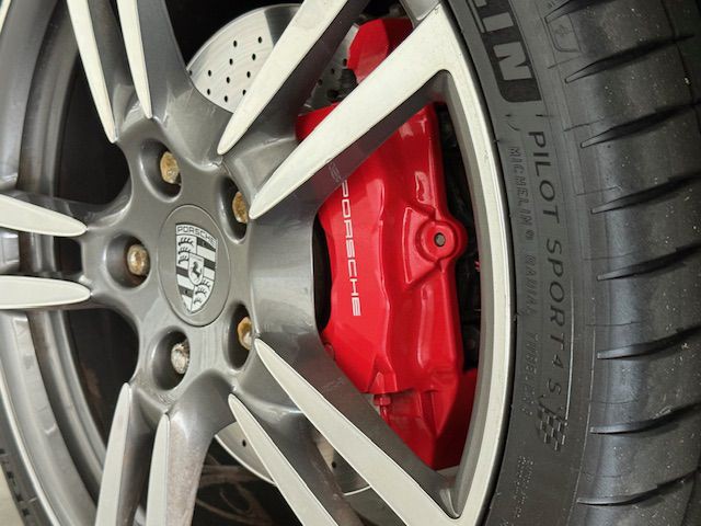 2012 Porsche 911 Image 100