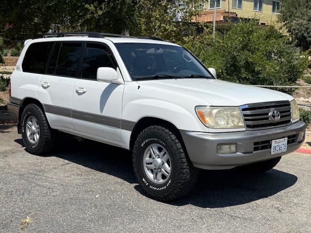 2006 Toyota Land Cruiser Image 1