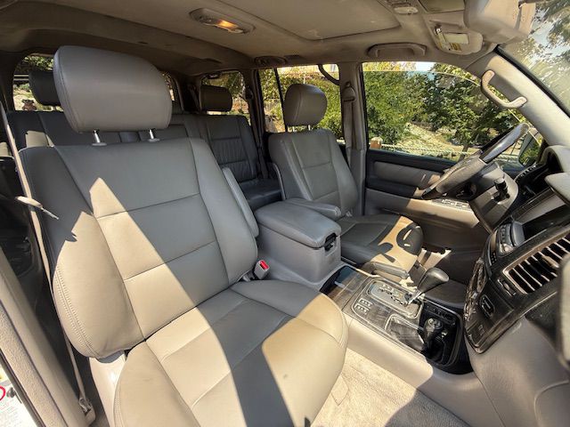 2006 Toyota Land Cruiser Image 7