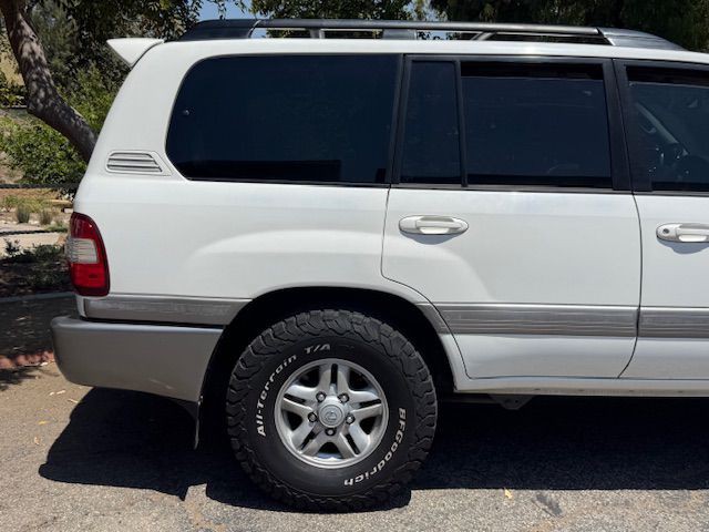 2006 Toyota Land Cruiser Image 28