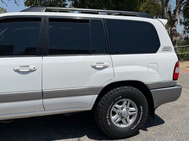 2006 Toyota Land Cruiser Image 35