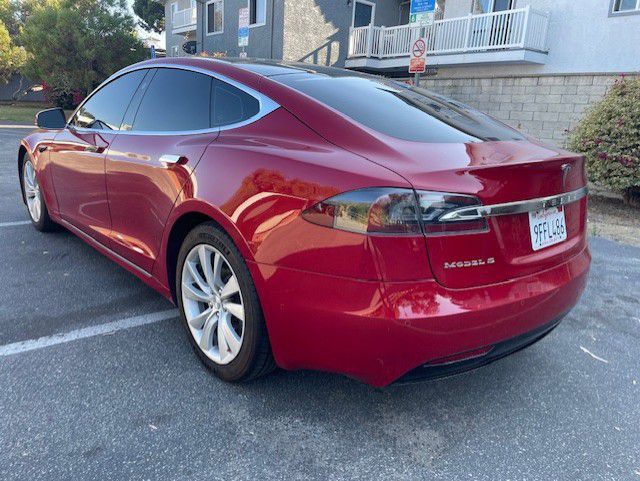 2017 Tesla Model S Image 2