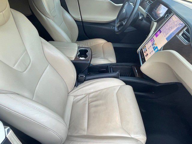 2017 Tesla Model S Image 7