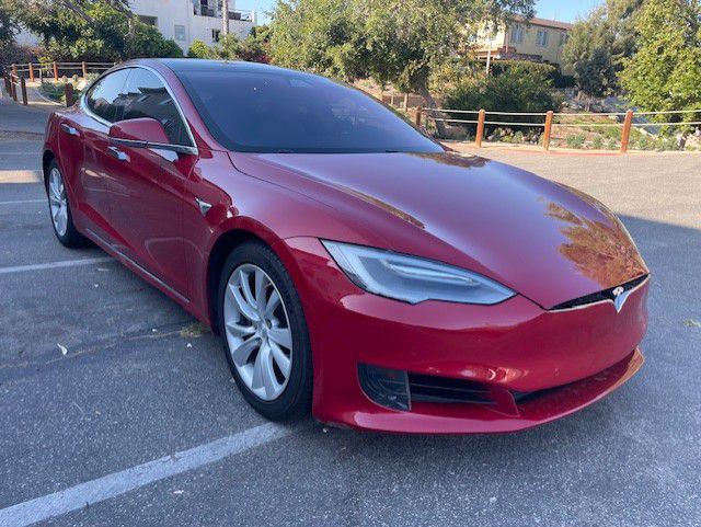 2017 Tesla Model S Image 9