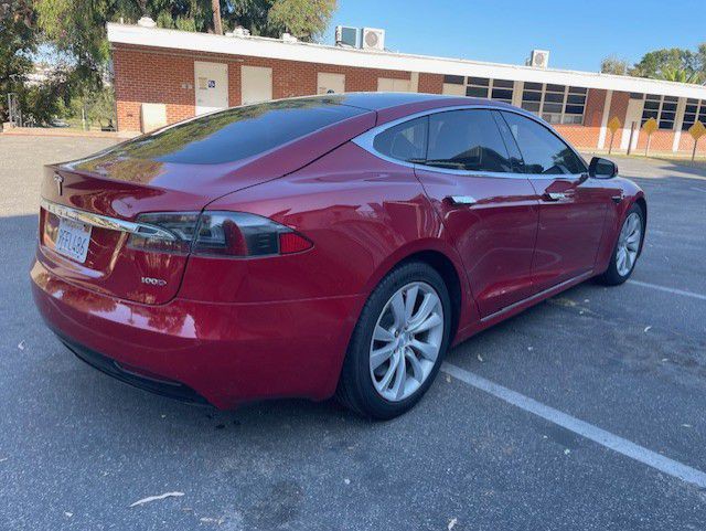 2017 Tesla Model S Image 12