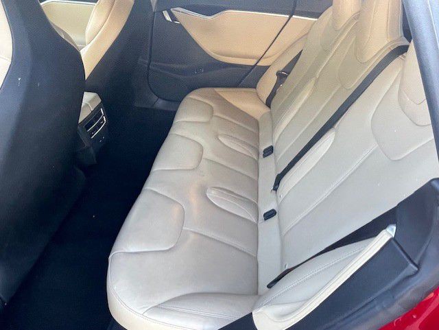 2017 Tesla Model S Image 16
