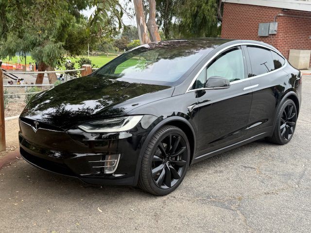 2017 Tesla Model X Image 1