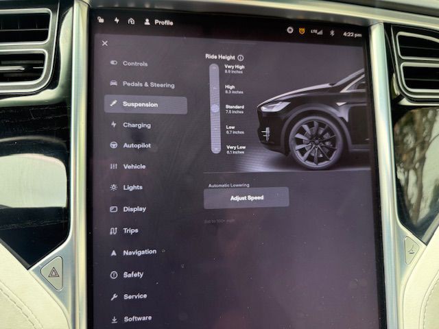 2017 Tesla Model X Image 36
