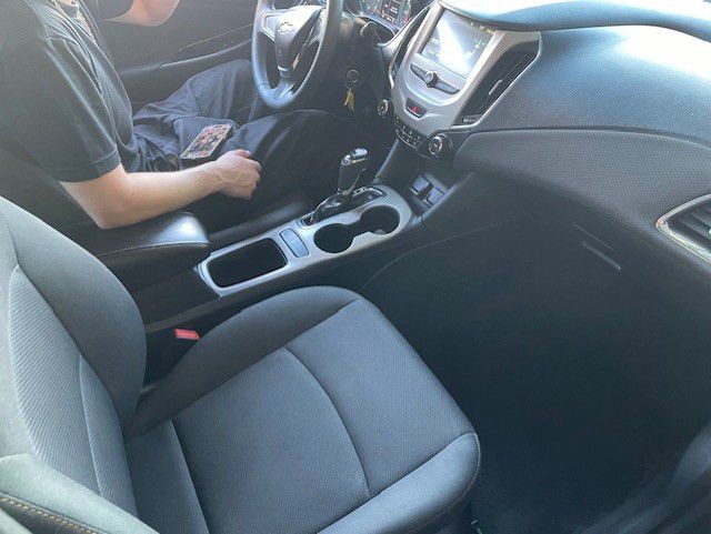 2018 Chevrolet Cruze Image 5