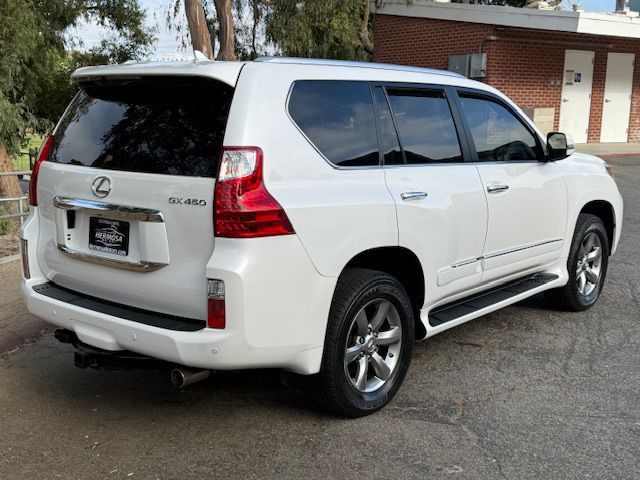 2012 Lexus GX Image 2