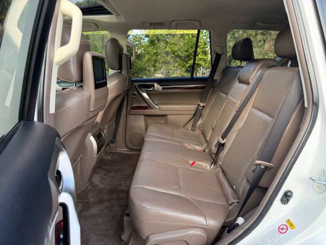 2012 Lexus GX Image 26