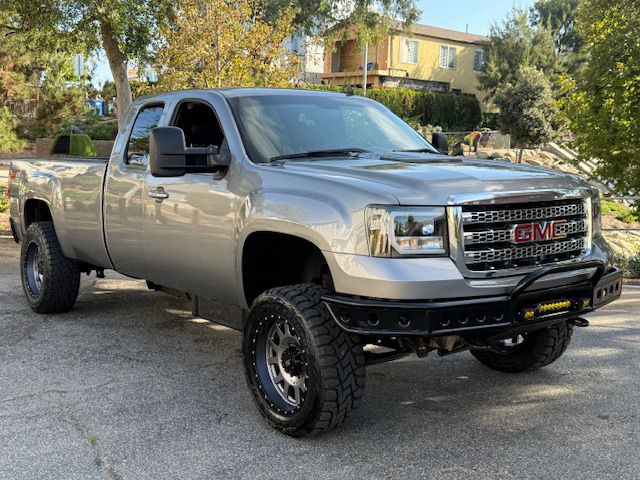 2013 GMC Sierra Image 1