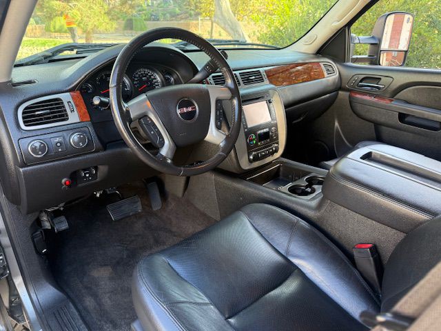 2013 GMC Sierra Image 28