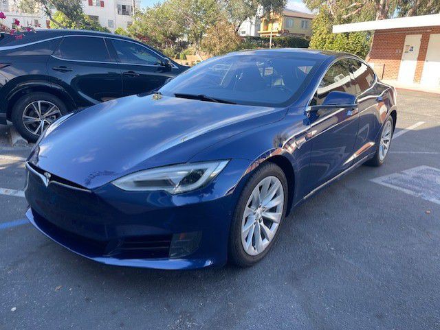 2016 Tesla Model S Image 3