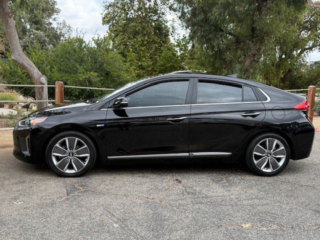 2019 Hyundai Ioniq Image 3