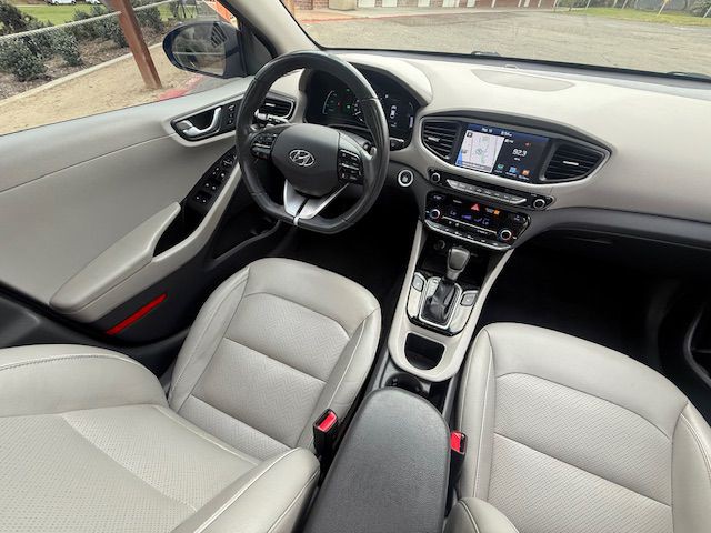 2019 Hyundai Ioniq Image 18