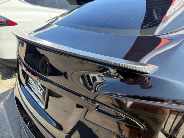 2015 Tesla Model S Image 47