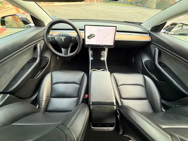 2019 Tesla Model 3 Image 7