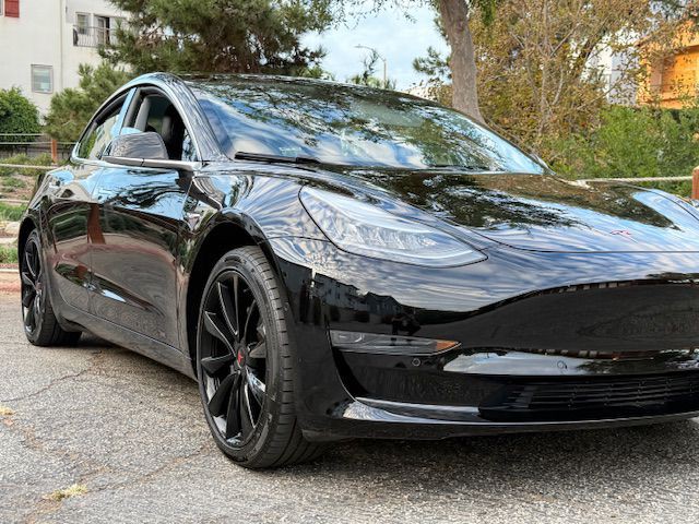 2019 Tesla Model 3 Image 14