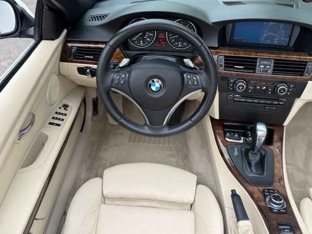 2010 BMW 3 Series Image 5