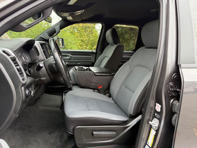 2023 RAM 1500 Image 8