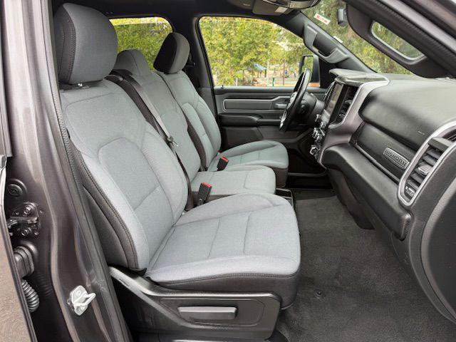 2023 RAM 1500 Image 24