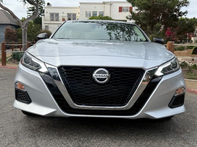 2022 Nissan Altima Image 8