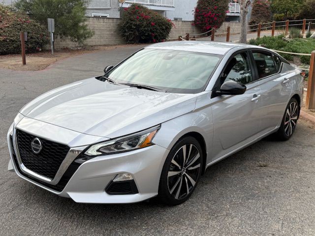 2022 Nissan Altima Image 15