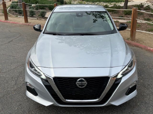 2022 Nissan Altima Image 16