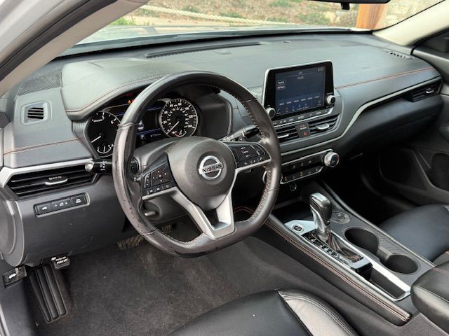 2022 Nissan Altima Image 21