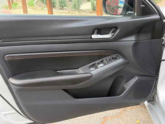 2022 Nissan Altima Image 22