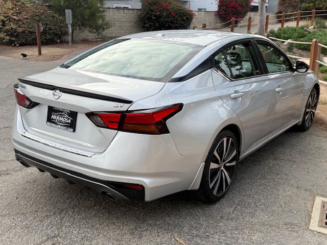 2022 Nissan Altima Image 23