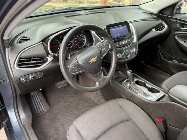 2020 Chevrolet Malibu Image 8