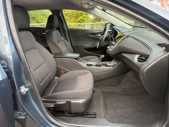 2020 Chevrolet Malibu Image 18
