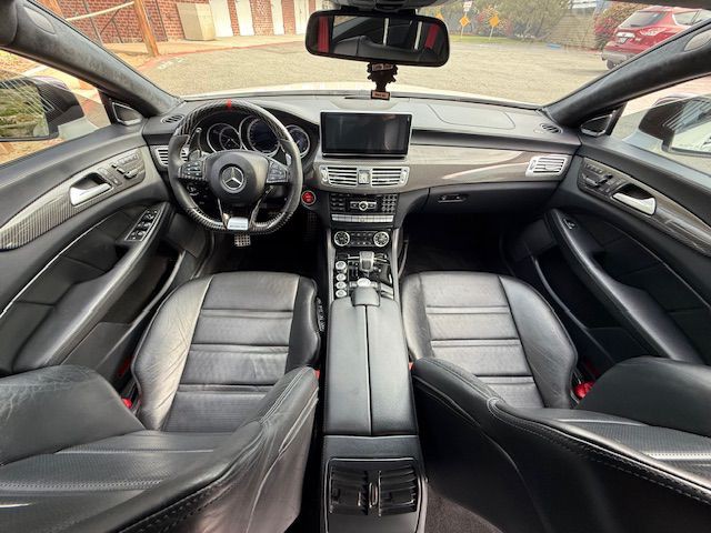 2012 Mercedes-Benz CLS-Class Image 34
