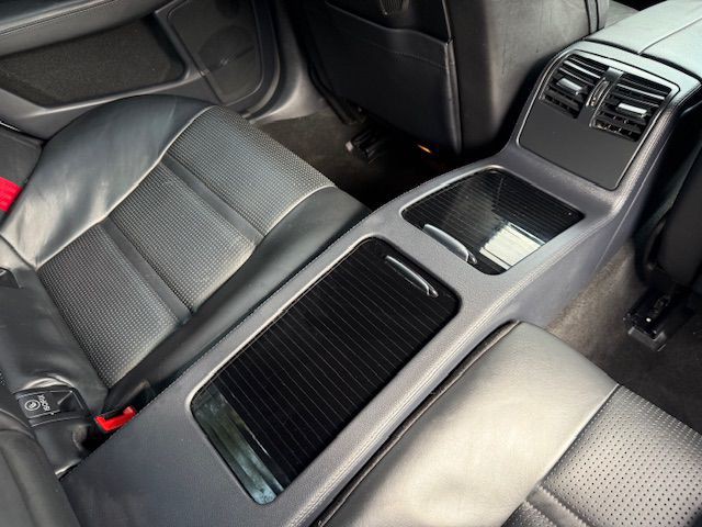 2012 Mercedes-Benz CLS-Class Image 35