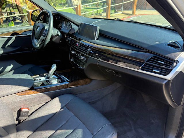 2017 BMW X5 Image 18