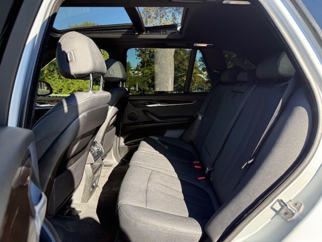 2017 BMW X5 Image 25