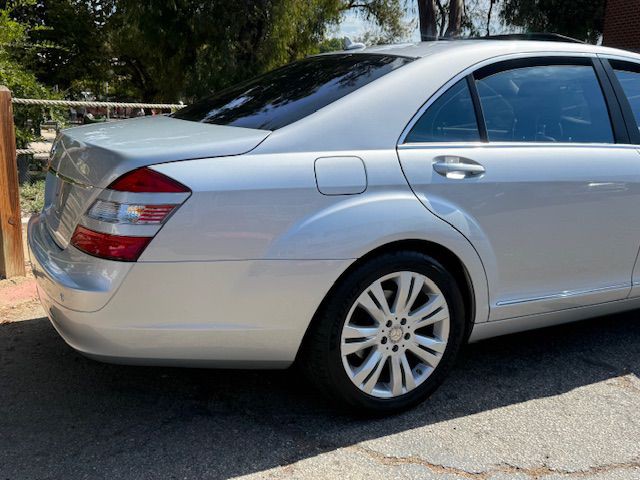 2009 Mercedes-Benz S-Class Image 12