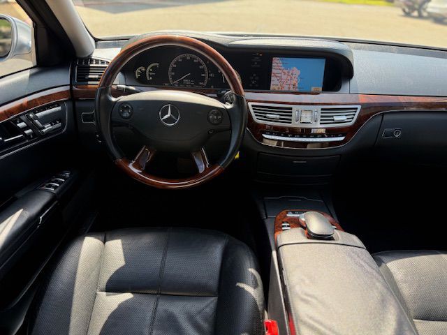 2009 Mercedes-Benz S-Class Image 28