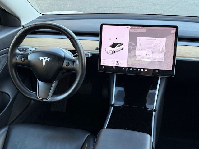 2018 Tesla Model 3 Image 7
