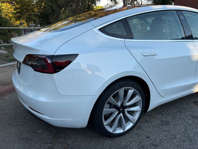 2018 Tesla Model 3 Image 17