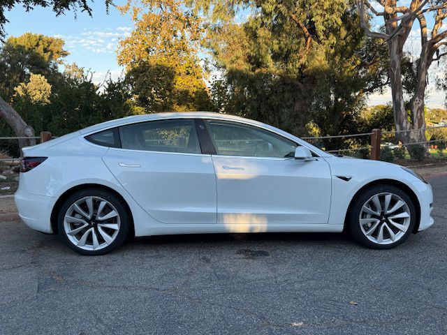 2018 Tesla Model 3 Image 19