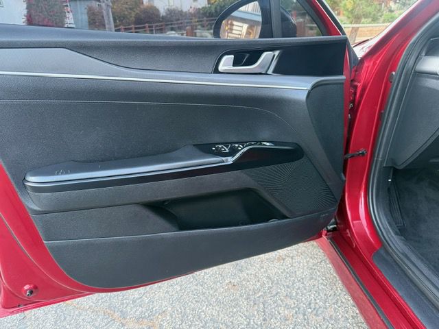 2021 Kia K5 Image 29